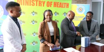 Health Minister, Mduduzi Matsebula with officials. Pic supplied