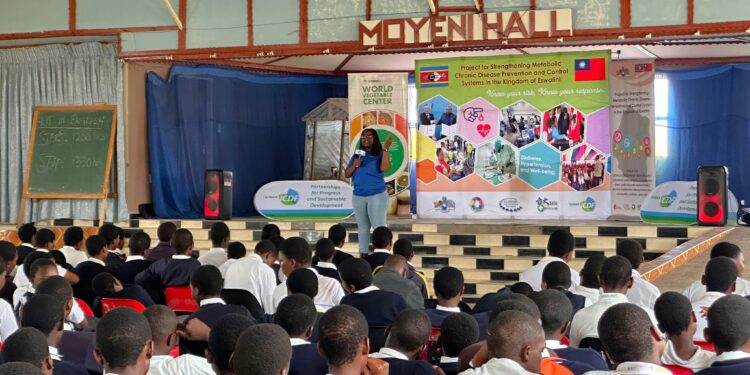 A facilitator educating students on health topics at Moyeni High School. Photo credit: Taiwan in Eswatini.