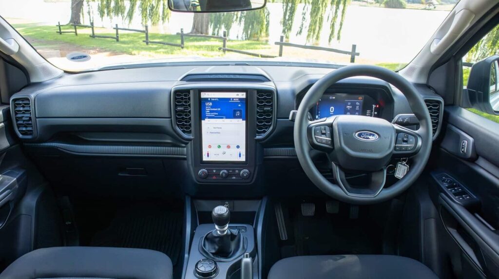 In its most form, the XL still gets the SYNC 4A infotainment system, but in 10.1-inch form as opposed to the bigger 12-inch on other variants. Image: Rynhardt Steenkamp