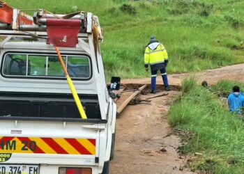 EEC officials carry out repairs to restore power after heavy rains. Photo credit Eswatini Electricity Company