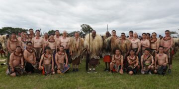 The Taiwan Regiment joins King Mswati III (center) at the Incwala cermony in Eswatini. (CNA, Taiwan embassy in Eswatini photo)