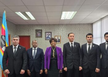 Minister of ICT Savannah Maziya with the Turkmenistan delegation led by Mr. Abdurakhmanov Khydyrberdi Bayrammyradovich at the Ministry offices in Mbabane. Photo credit: Ministry of Information, Communications and Technology Eswatini