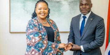 Minister Pholile Shakantu of Eswatini (left) with South African Charge d’Affaires, Mr. Tiyani Raymond Sithole, during a courtesy call in Mbabane on 8 January 2026. Photo credit: Ministry of Foreign Affairs and International Cooperation, Eswatini