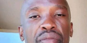 Police are seeking Sikhumbuzo Mazwi Mdluli of KaBhekinkosi, a person of interest in a kidnapping case reported in Mnyamatsini.