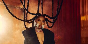 Enhle Mbali Mlotshwa. Photo by Nounouche