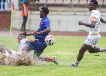 A waterlogged showdown between Mbabane Highlanders and Mbabane Swallows last Sunday. Photo by menga_nyosi/Voice Of The People News