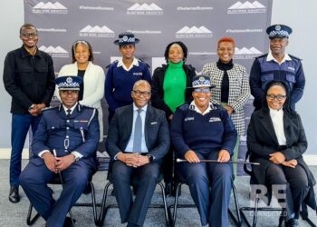 Business Eswatini Chief Executive Officer, E. Nathi Dlamini, Deputy National Commissioner and Director of Community Safety Wendy Hleta, REPS staff and BE staff during their engagement yesterday at BE offices Pic: BE