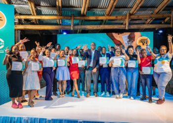 FNB Eswatini CEO Thokozani Dlamini with local business journalists and final-year University of Eswatini students during the inaugural Business Reporters’ Capacitation Workshop in Malkerns