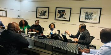 Officials from the Ministry of ICT engage with Mr. Saed Al Hamshari of Global South Utilities during discussions on sustainable energy solutions for the Royal Science and Technology Park in Nokwane.