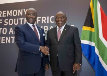 President of South Africa H E Cyril Ramaphosa and Afreximbank President and Board Chairman Dr George Elombi during the country’s accession signing ceremony. Photo by Afreximbank
