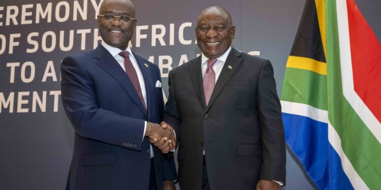 President of South Africa H E Cyril Ramaphosa and Afreximbank President and Board Chairman Dr George Elombi during the country’s accession signing ceremony. Photo by Afreximbank