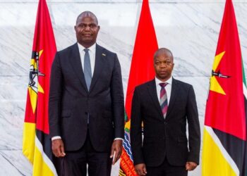 Lesotho’s High Commissioner to Mozambique, His Excellency Mr Ntsime Jafeta, stands alongside President Daniel Francisco Chapo following the presentation of credentials in Maputo.