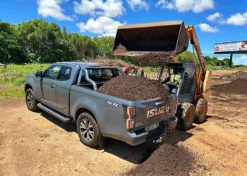 A Bodcat loads the freshly cured gardening mix. Picture: Jaco van der Merwe