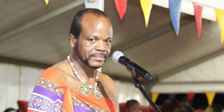 His Majesty King Mswati III addresses Lutsango during the Buganu ceremony at Buhleni Royal Residence on Saturday night.