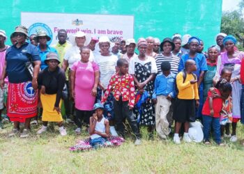 "She Leads" project participants have a photo-opportunity after one of the sessions. Photo by Thuli Maziya.