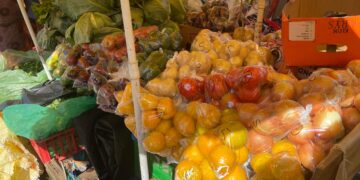 Rising costs force shoppers, vendors to rethink spending as prices climb