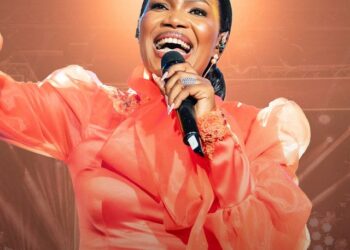 Nothando Hlophe’s ‘Sithumela Wena Reprise’ takes YouTube by storm