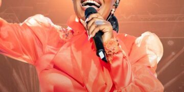 Nothando Hlophe’s ‘Sithumela Wena Reprise’ takes YouTube by storm