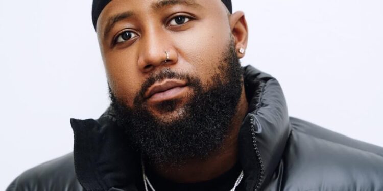 Espinho All White Returns with Cassper Nyovest
