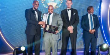 FNB bags fourth straight ERS tax compliance award