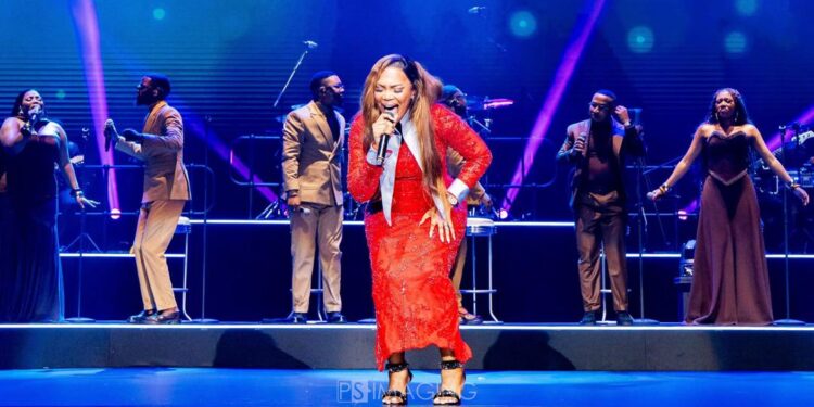 Nothando Hlophe delivers standout performance at Spirit of Praise 12 recording