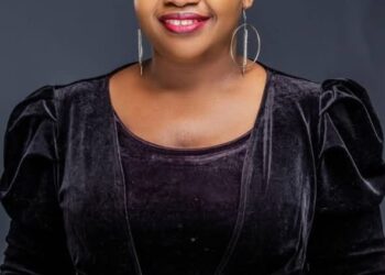 Phetsile Masilela’s ‘Umus’ongaka’ shines on Spirit of Praise 12 stage