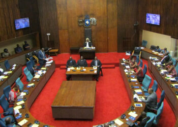 PM’S “disruptive leadership” divides MPs