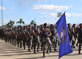 King challenges police to stay ahead of evolving crime