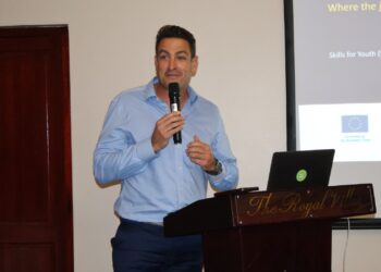 Up to 80 ICT jobs unfilled as graduates struggle to enter profession