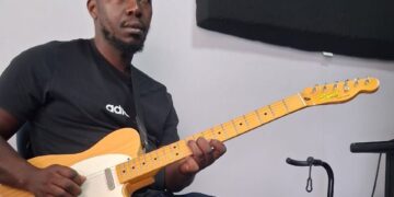 Sbuetjas turns loneliness into a song of hope