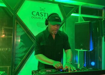 Lulo Cafe sets 23:28 lounge alight at All Black Party