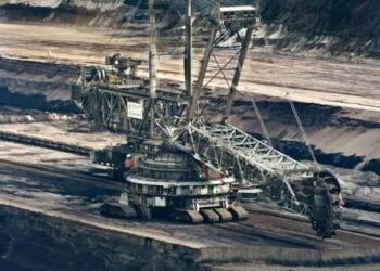 Mining credit surges 61.9% as big business borrowing retreats